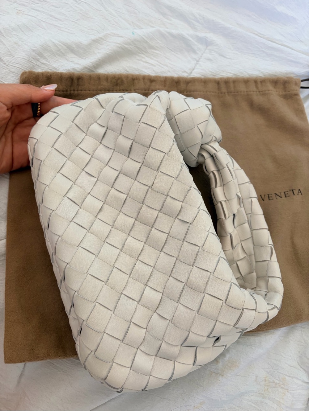 Bottega Veneta Cream Intrecciato Knot Shoulder Bag